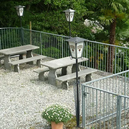 ベッド・アンド・ブレックファスト Charme Hotel Ristorante Tre Terre Ponte Brolla